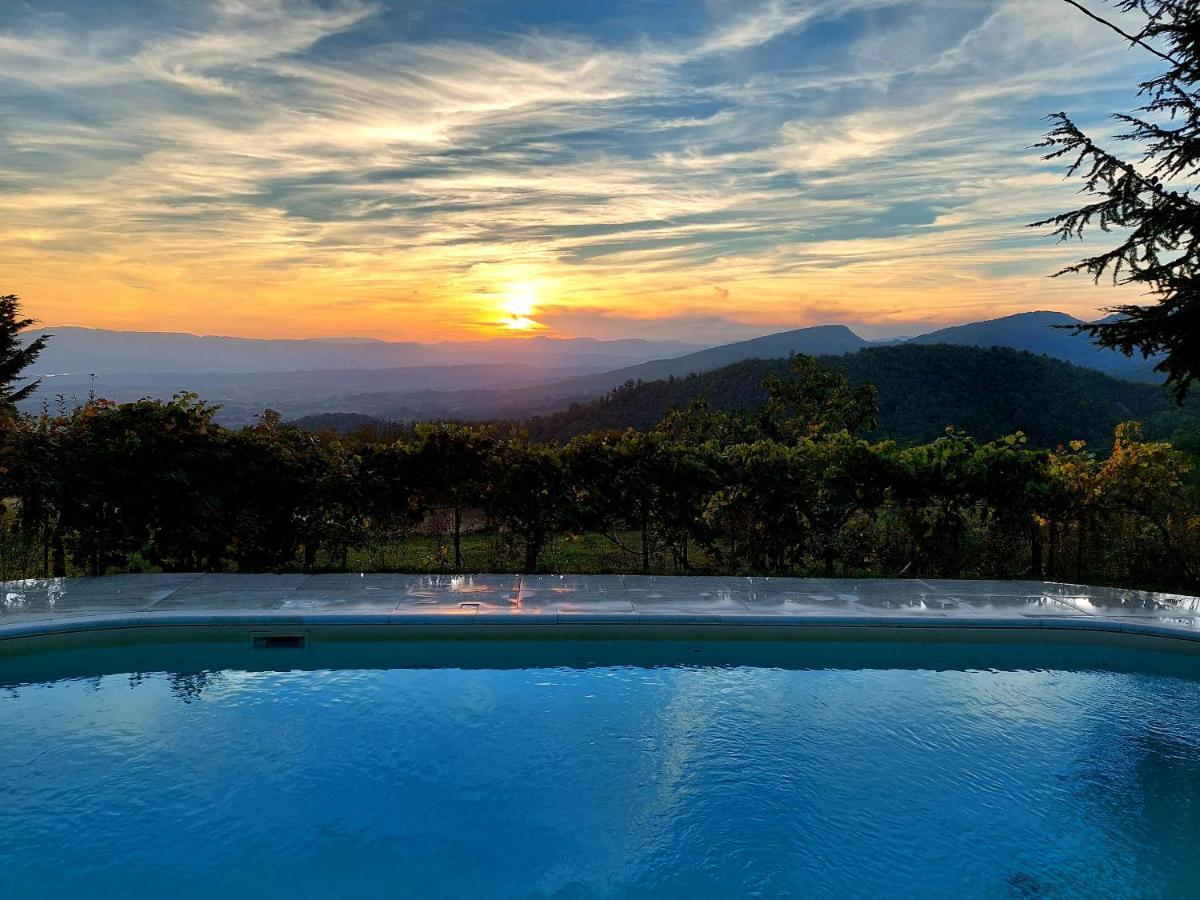 Villa Giuliana B&B 斯卡尔佩里亚 外观 照片
